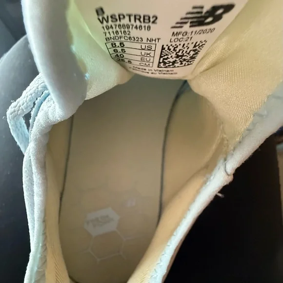 New Balance Women's Sky Blue Athletic Shoes - Picture 8 of 9